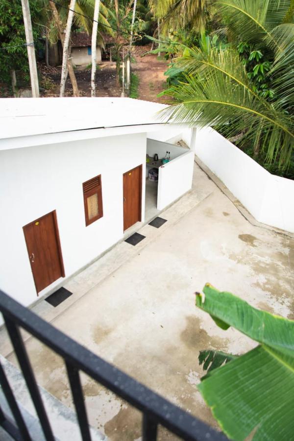 Sanmi Airport Resort คาตุนายากา ภายนอก รูปภาพ