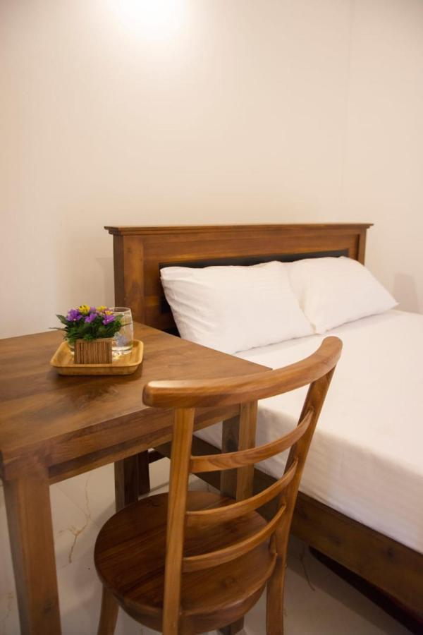 Sanmi Airport Resort คาตุนายากา ภายนอก รูปภาพ