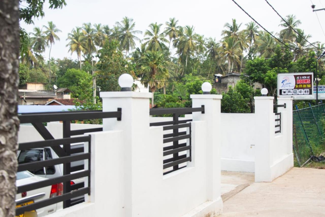 Sanmi Airport Resort คาตุนายากา ภายนอก รูปภาพ