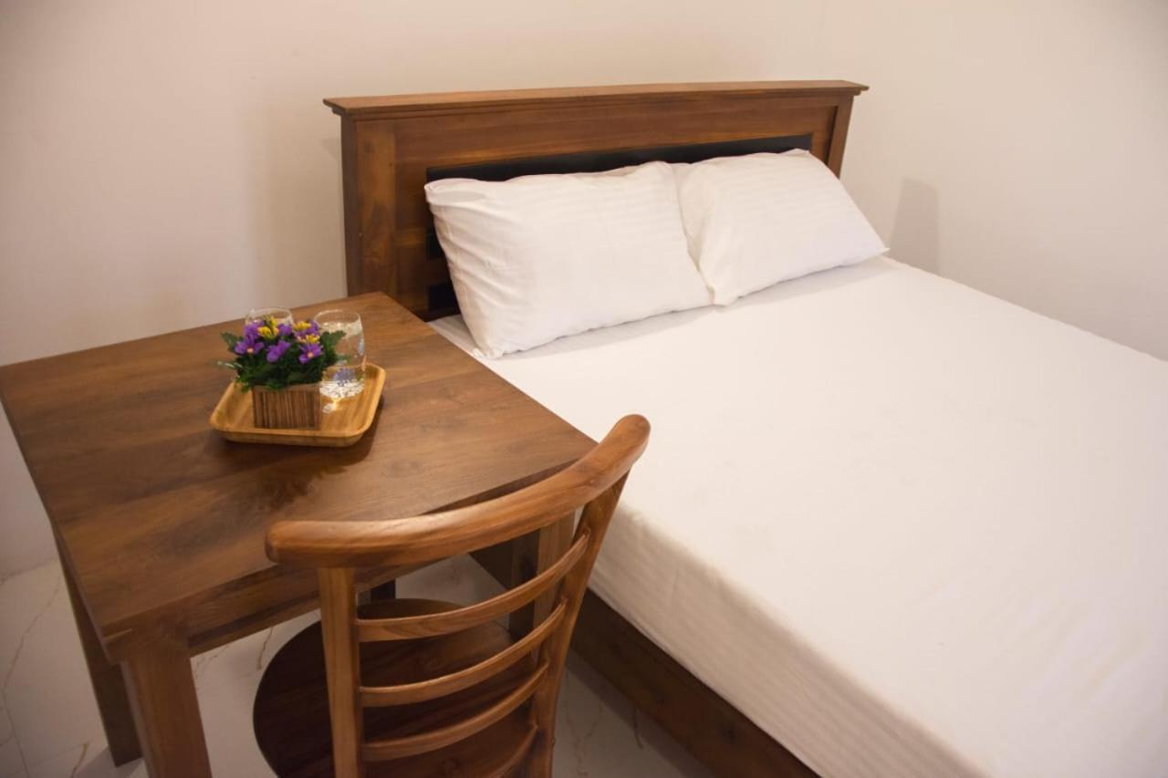 Sanmi Airport Resort คาตุนายากา ภายนอก รูปภาพ
